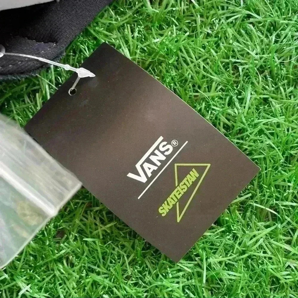 Vans Sk8 Hi Skate Is Stan - Picture 3 of 7